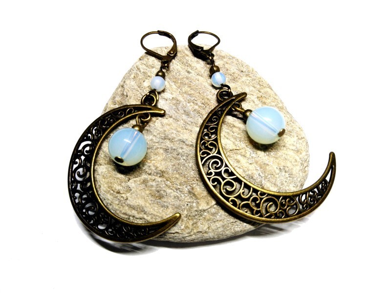 Antique Bronze Earrings, Boho Moon & Opalite pendants boho chic & lithotherapy jewel wicca witch jewels magic witchcraft