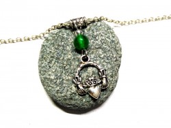 Silver Necklace Claddagh & Green Agate pendant Ireland & lithotherapy jewel natural gemstone Celtic Irish clover luck