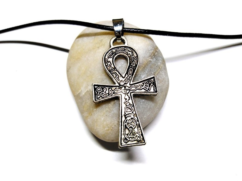Sterling silver ankh necklace with cubic and rhodium finish – therocks.ca