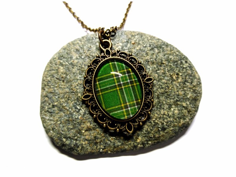 Collier & pendentif bronze Tartan Irish National, bijou tartans bijoux