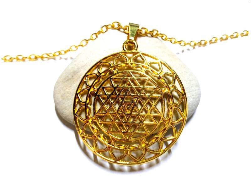 Necklace + pendant, Sri Yantra & Lotus Petals gold Hinduism jewel meditation yoga India boho chic