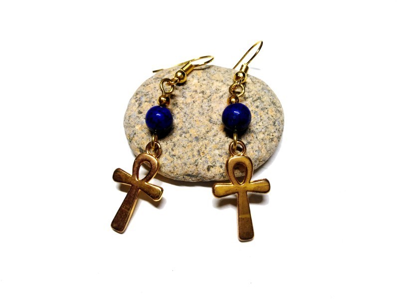 Boucles d'oreilles or Ankh Croix de vie Lapis lazuli bijou Égypte lithothérapie chakra troisième oeil Ajna