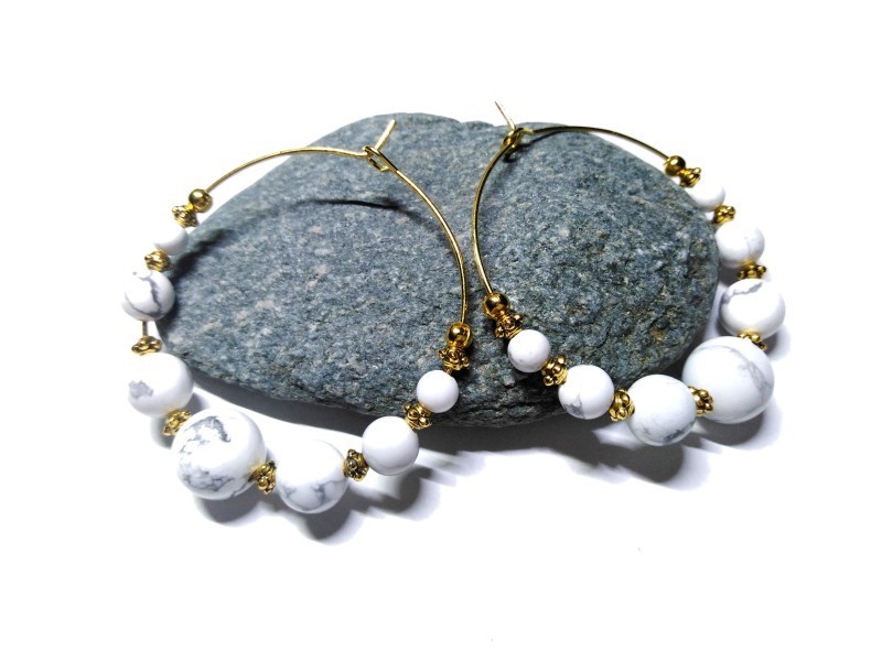 Golden Earrings, Howlite, lithotherapy jewel natural gemstone yoga meditation