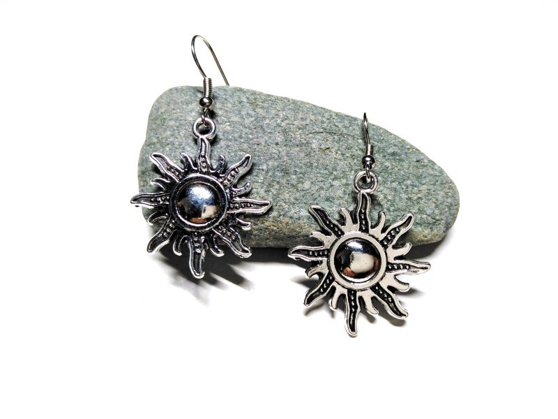 Boucles d'oreilles argent, pendentifs Soleil rayonnant bijou solaire astronomie paganisme wicca sorcière occulte