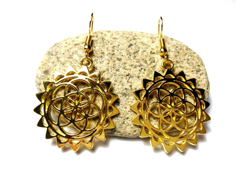 Boucles d'oreilles crochets, pendentifs Graine de vie rayonnante, métal doré, bijou spiritualité