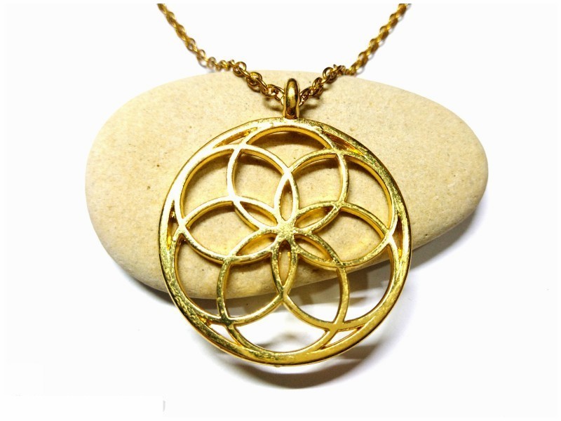Collier chaîne féminine, pendentif graine de vie, alliage doré, bijou géométrie sacrée
