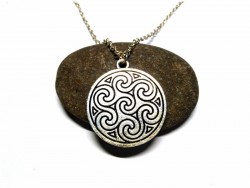 Necklace + pendant, Triple linked triskelions silver Celtic jewel Celts Ireland Scotland druid paganism amulet