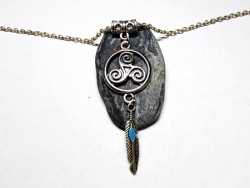 Necklace + pendant, Triskelion & Feather silver Celtic & hippie chic jewel Celts Ireland druid wicca paganism amulet