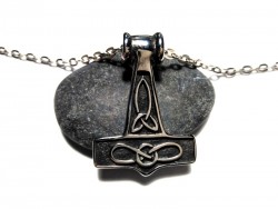Necklace pendant, Viking Mjöllnir Hammer of Thor silver Nordic jewel norse paganism wicca wiccan pagan Fenrir biker cosplay