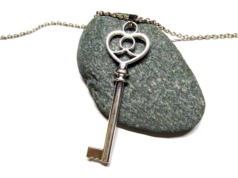 Necklace pendant, Heart Key silver girly jewel amulet Gothic jewels for woman teen girl