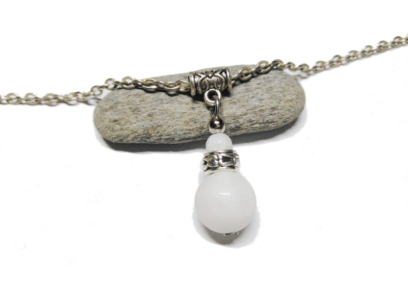 Silver Necklace White Jade pendant, lithotherapy jewel gemstone yoga meditation boho hippie chic