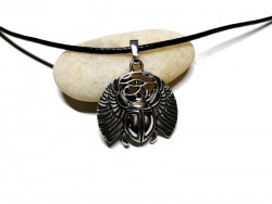 Scarabée ailé égyptien, bijou Égypte antique, collier + pendentif cordon noir