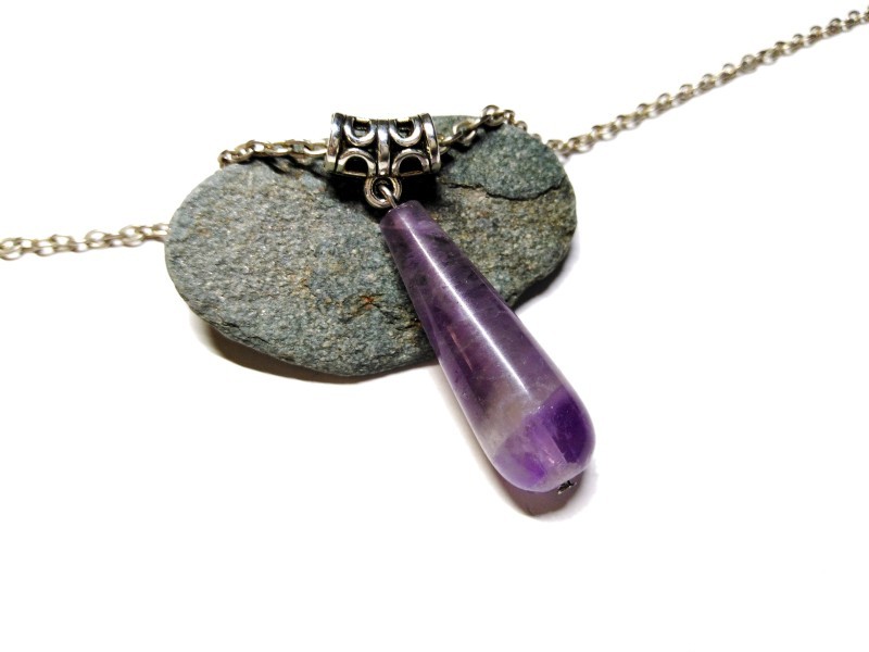 Silver Necklace Amethyst pendant, Gemstone jewel gemstone yoga meditation reiki boho hippie chic