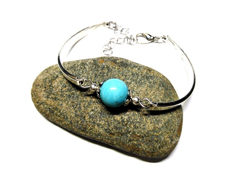 Turquoise howlite Silver Bangle, Gemstone jewel yoga meditation boho hippie chic