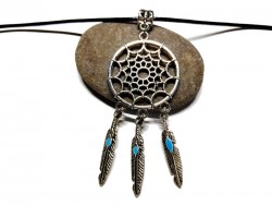 Collier & pendentif argent Attrape-rêves, bijou hippie chic à Quimperlé, bijoux boho bohème ethnique amérindien avec plumes