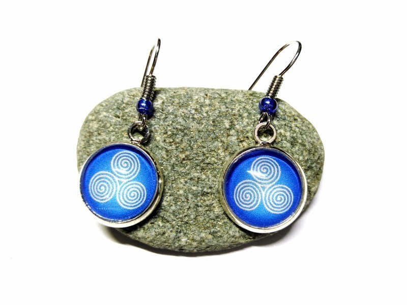 Silver Earrings, white on blue Modern Celtic triskelion pendant