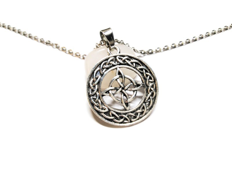 Necklace + pendant, silver Witch Knot and Knotworks paganism jewel