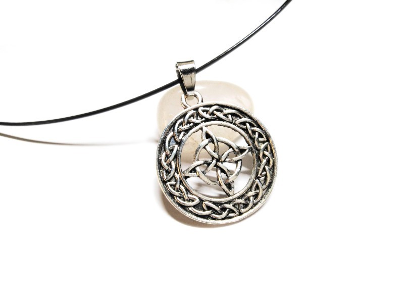 Collier & pendentif argent Nœud de Sorcière et entrelacs, bijou paganisme Wicca dans le Finistère, talisman de protection