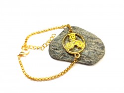 Gold Bracelet, Golden Triskelion in a circle Celts Ireland druid paganism amulet