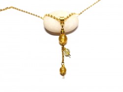 Optimiser son estime de soi : voici un pendentif en citrine véritable pour chasser le doute et briller pleinement.
