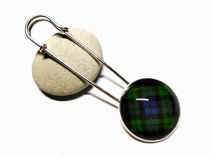 Silver Kilt brooch, Black Watch Tartan pattern blue & green tartan jewel Scottish plaid Scotland pipeband