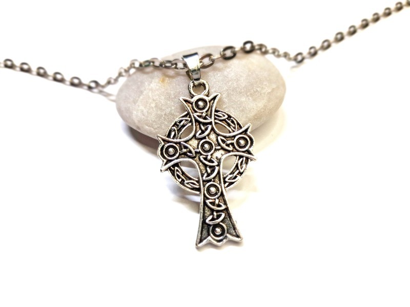 Collier & pendentif argent Croix celtique, bijou croix celte pour homme en Bretagne, Irlande bijoux celtes irlandais