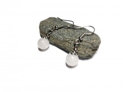 Petites boucles d'oreilles Quartz blanc véritable sur monture argentée, bijou lithothérapie pour femme bohème
