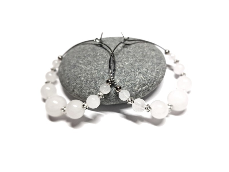 Boucles d'oreilles créoles argentées et perles de Quartz blanc véritables, bijou lithothérapie avec pierres semi-précieuses