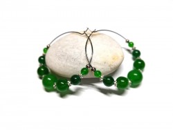 Paire de boucles d'oreilles créoles artisanales en jade vert véritable pour femme et équilibre du 4ème chakra du cœur Anahata