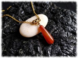 Gold Necklace Agate pendant, Gemstone jewel gemstone yoga meditation boho hippie chic