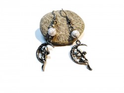 Fairy and Moon & Howlite -...