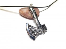 Pendentif scandinave mythique hache barbue acier inox hypoallergénique argenté, bestiaire sacré, collier cordon noir
