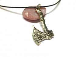 Pendentif scandinave mythique hache barbue acier inox hypoallergénique doré, bestiaire sacré, collier cordon noir