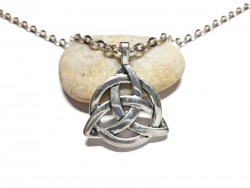 Collier grosse chaîne, pendentif Nœud de la Trinité, métal argenté, bijou celtique et paganisme par La Blanche Hermine