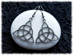 Nœud de la Trinité fin en pendentifs argentés, boucles d'oreilles crochets, idée cadeau de bijou pour femme