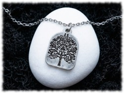 Médaillon argenté Arbre de vie sur collier chaîne classique pour femme, bijou spirituel et cadeau symbolique