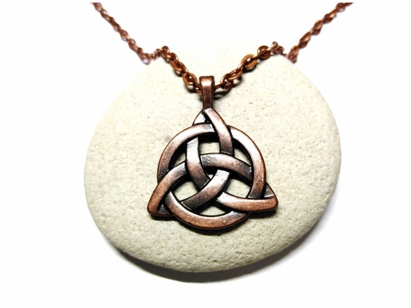 Necklace + pendant, Trinity knot copper Celtic jewel wicca witch triquetra wiccan witchcraft jewelry