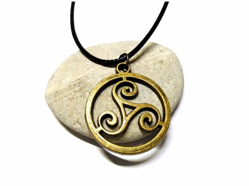 Black Necklace, bronze Triskelion in a circle pendant