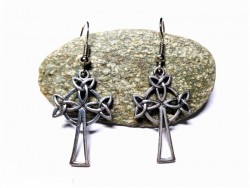 Boucles d'oreilles crochet argent, pendentif Croix celtique avec triquètres argent