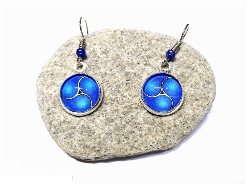 Silver Earrings, Celtic blue Triple spiral pendant