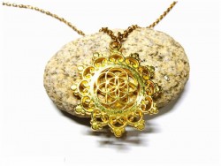 Collier chaîne féminine, pendentif graine de vie, alliage doré, bijou géométrie sacrée