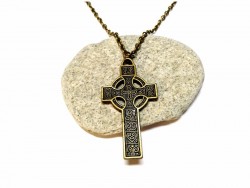 Collier bronze, pendentif Croix celtique ornementée bronze