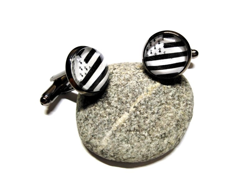 Gun metal Cufflinks, Brittany flag pattern black & white, glass cabochon, fashion accessory, heraldry jewel