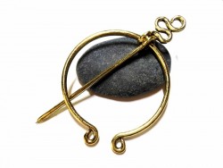 Fibula brooch - Gold Penannular fibula brooch Celtic Viking jewel medieval accessory