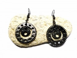 Gun metal Earrings, Steampunk gears pendants steampunk jewel earring cosplay victorian handmade steampunkfashion engineering