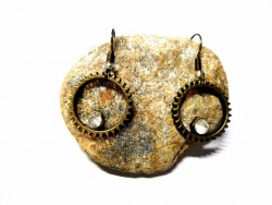Bronze Earrings, Steampunk gear with rhinestone pendants steampunk jewel earring cosplay victorian steampunkfashion