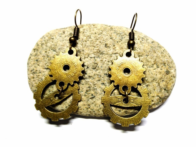 Bronze Earrings, Steampunk gears pendants steampunk jewel earring cosplay victorian handmade steampunkfashion engineering
