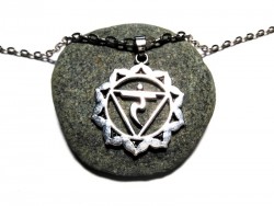 Necklace + pendant, 3rd Chakra Manipura (mantra & yantra) silver yoga jewel navel yellow meditation