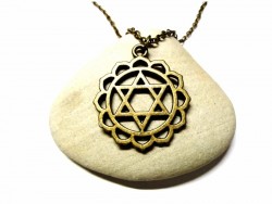 Necklace + pendant, 4th Chakra Anahata (yantra) bronze yoga jewel heart green meditation