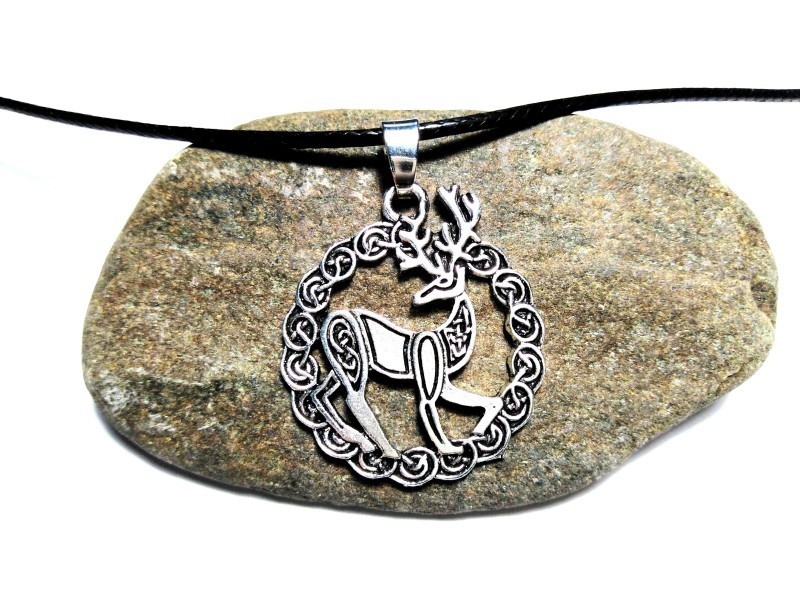 Necklace + pendant, Celtic stag with knotworks silver Celtic jewel paganism christianism heathen pagan Celts